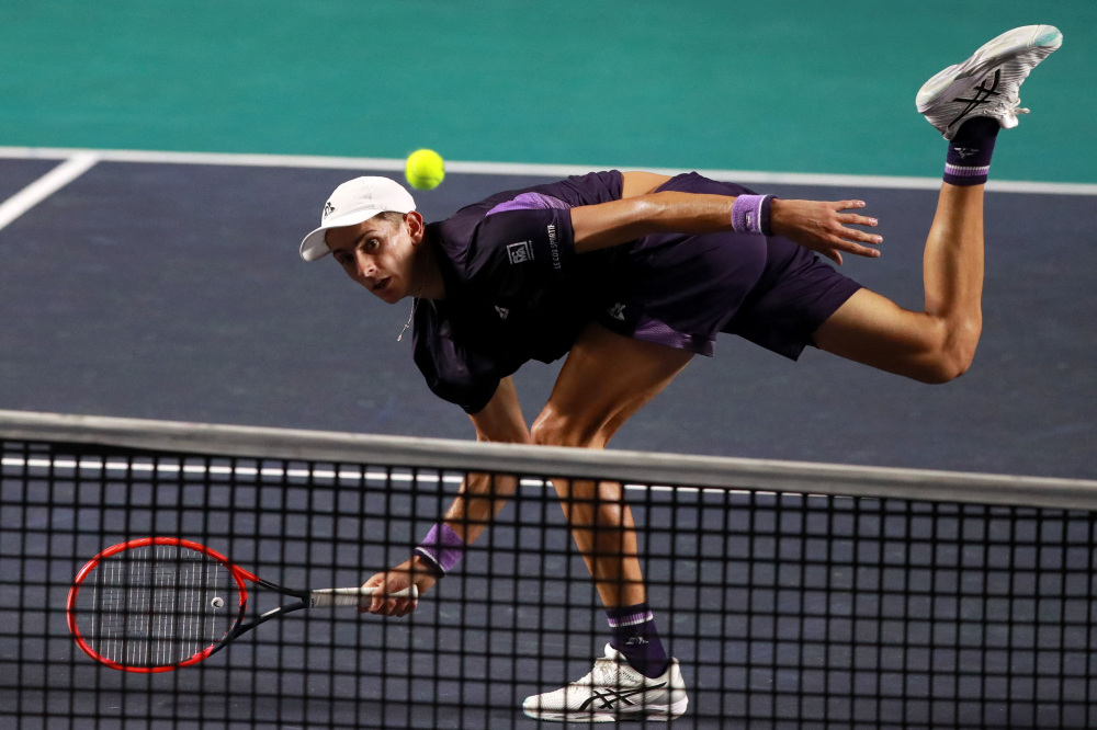 后者曾指责 后者曾指责