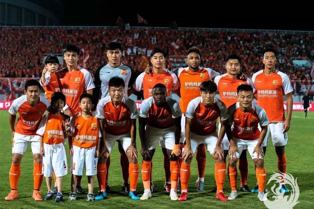 费迪南德需 费迪南德需