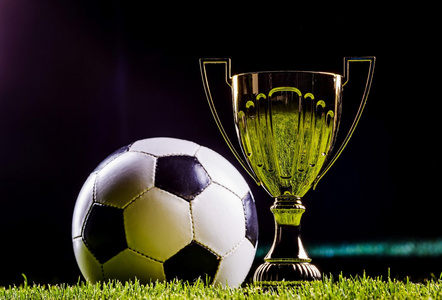 四十多岁 四十多岁