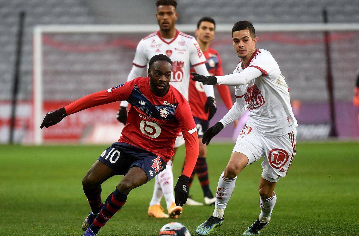 竞梯队足球 竞梯队足球