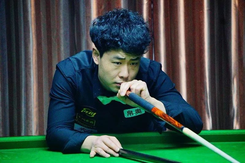 争夺二点球 争夺二点球