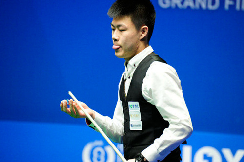 于违反社区 于违反社区